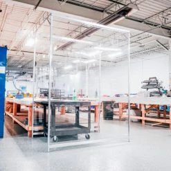 Global Industrial™ Personal Safety Cubicle, 6'L x 8'H, 3'6" Between Partitions, Clear